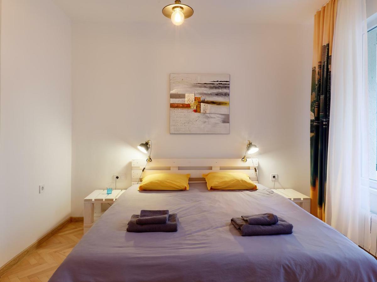 *The Cosmopolitan* Apartment Sofia Ngoại thất bức ảnh