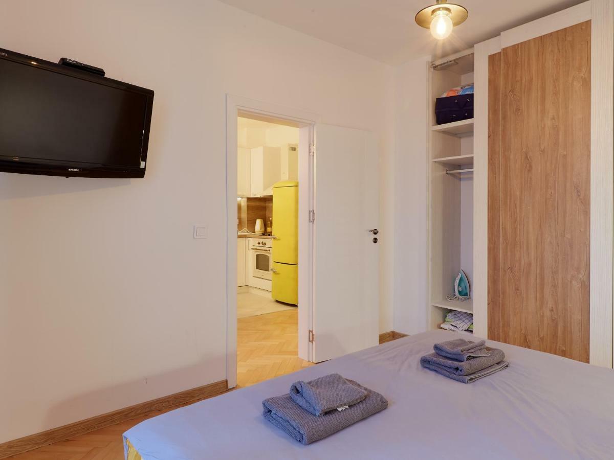 *The Cosmopolitan* Apartment Sofia Ngoại thất bức ảnh